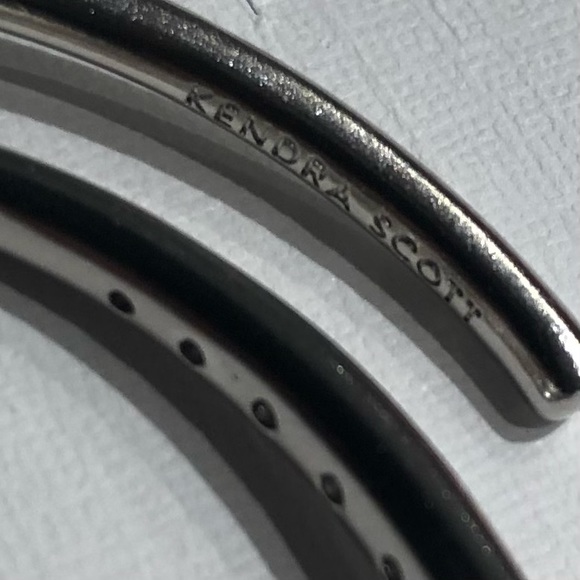 🎉HP🎉✨NWT Kendra Scott Silver Selena Hoop Earrings✨ - Picture 13 of 13